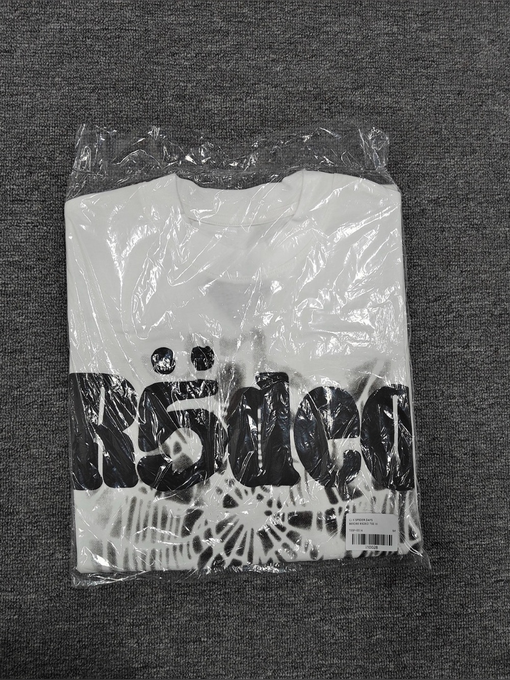 White spider t shirt